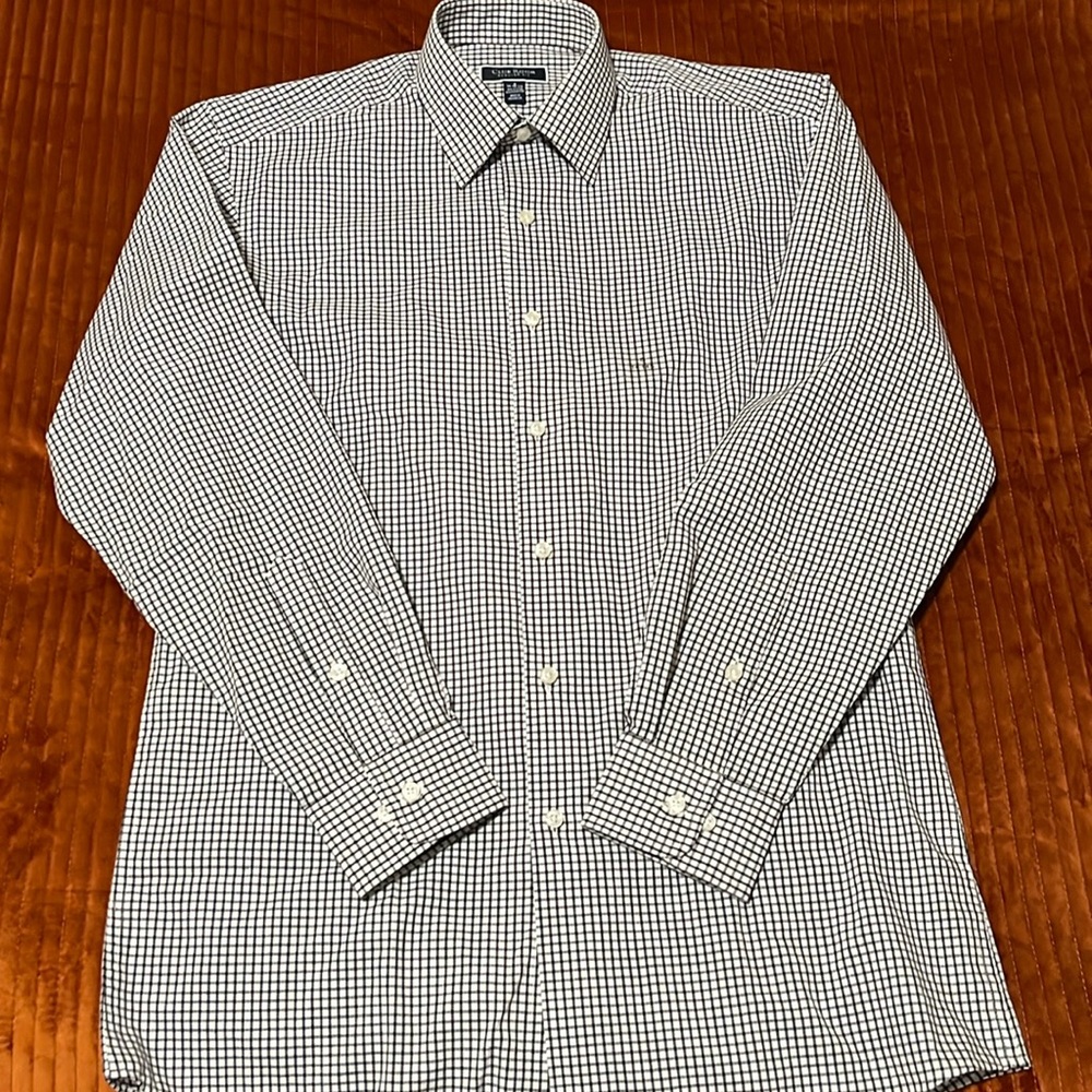 Men’s Black and White dress shirt